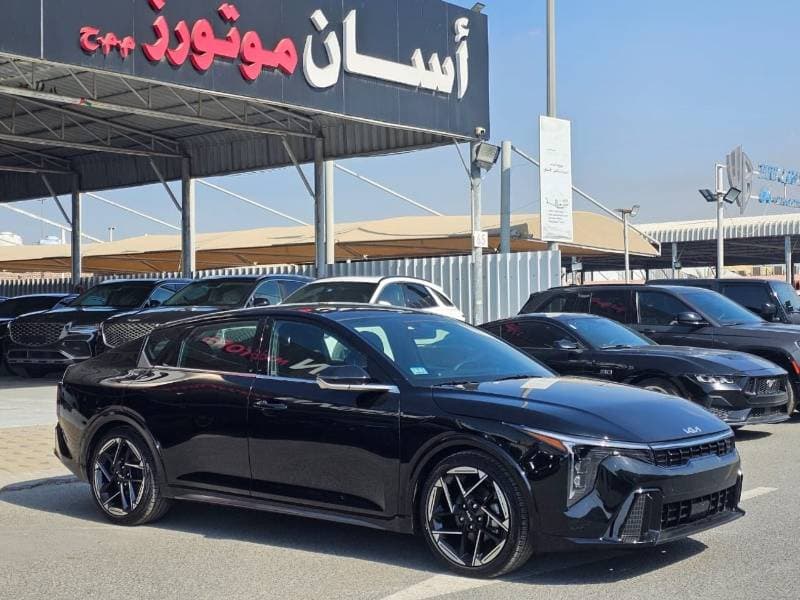 2025 Kia K4 GT LINE