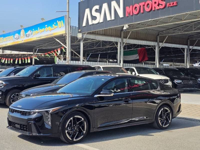 2025 Kia K4 GT LINE thumbnail 3