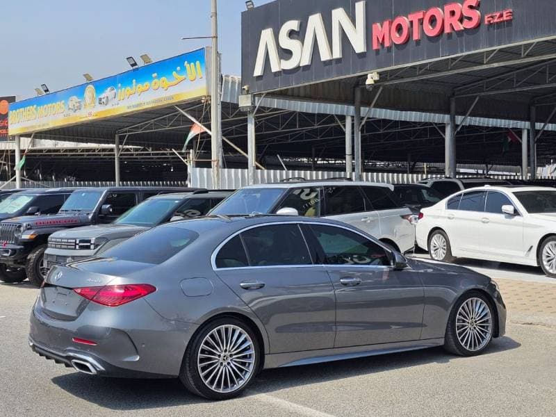 2023 Mercedes Benz C300 thumbnail 4