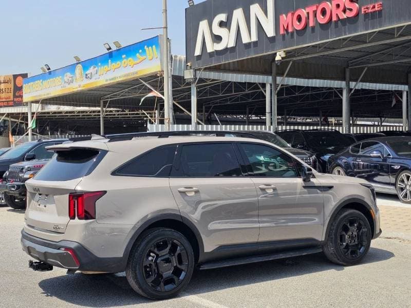 2025 Kia Sorento EX FOP thumbnail 4