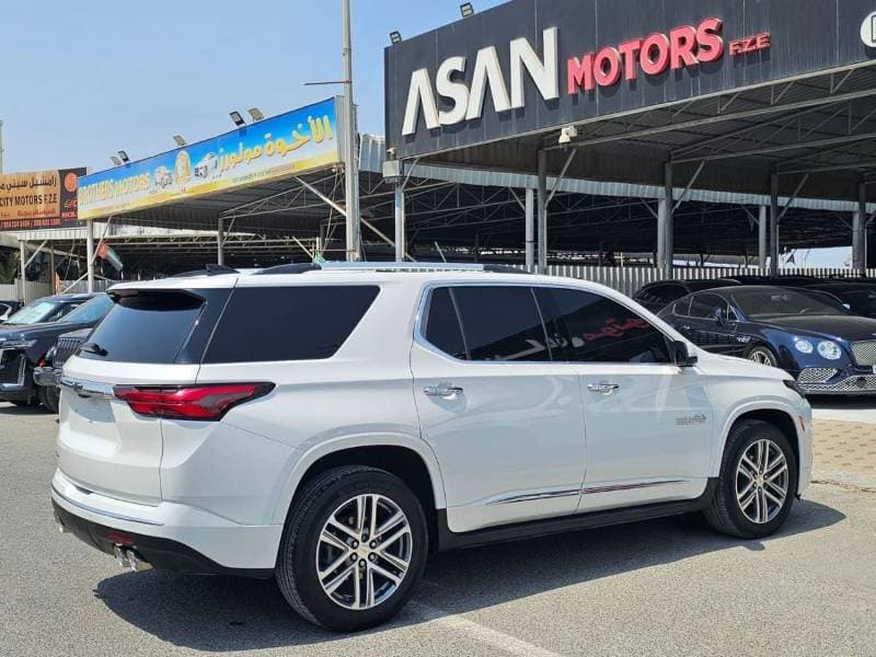 2023 Chevrolet Traverse 2LT RS thumbnail 4