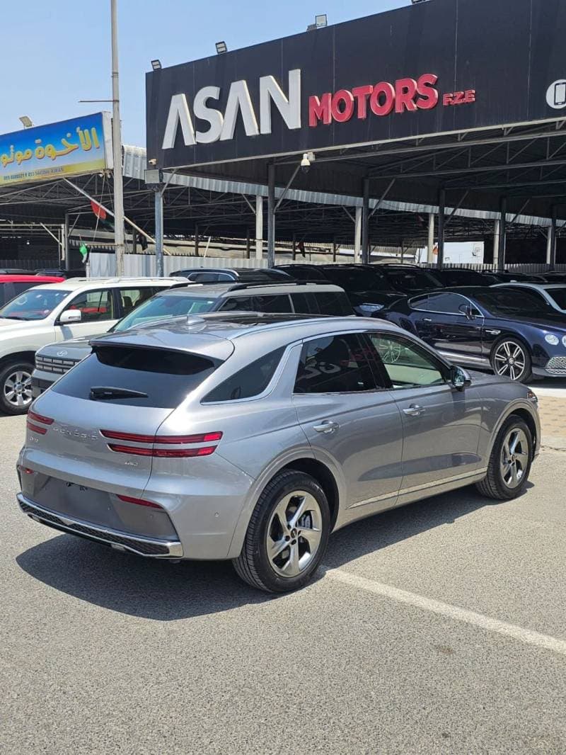 2026 Genesis GV70 PREMIUM thumbnail 8