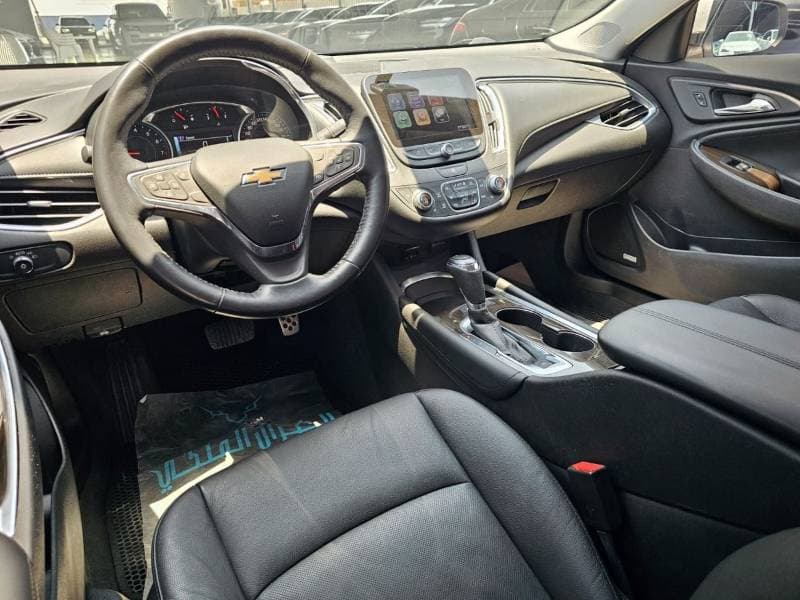 2017 Chevrolet Malibu LTZ NAVIGATION thumbnail 8