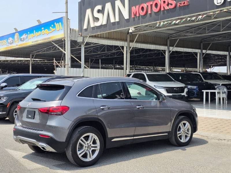2021 Mercedes Benz GLA250 STANDARD thumbnail 4