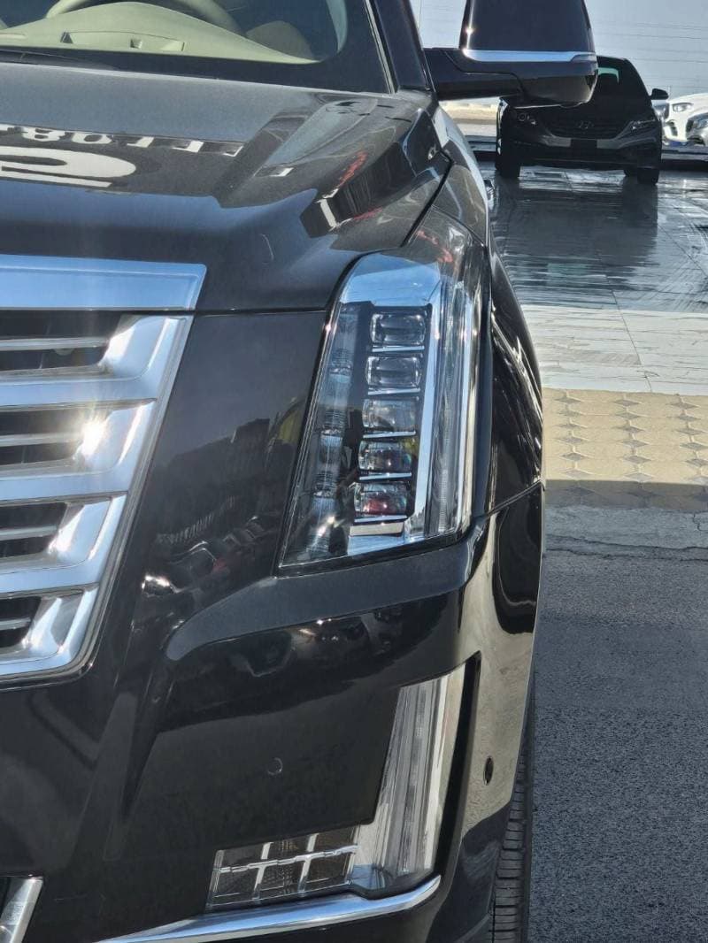 2018 Cadillac Escalade ESV PREMIUM LUXURY thumbnail 8