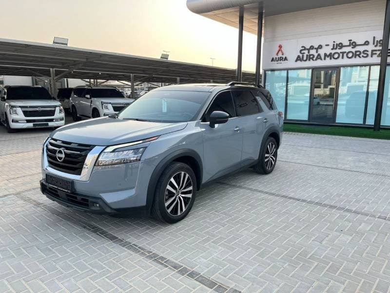 2024 Nissan Pathfinder SV thumbnail 5