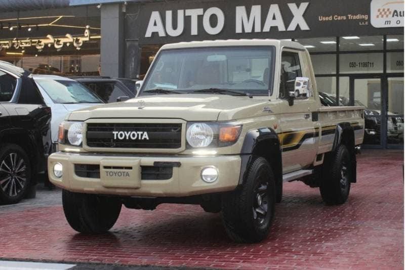 2022 Toyota Land Cruiser Pickup 70