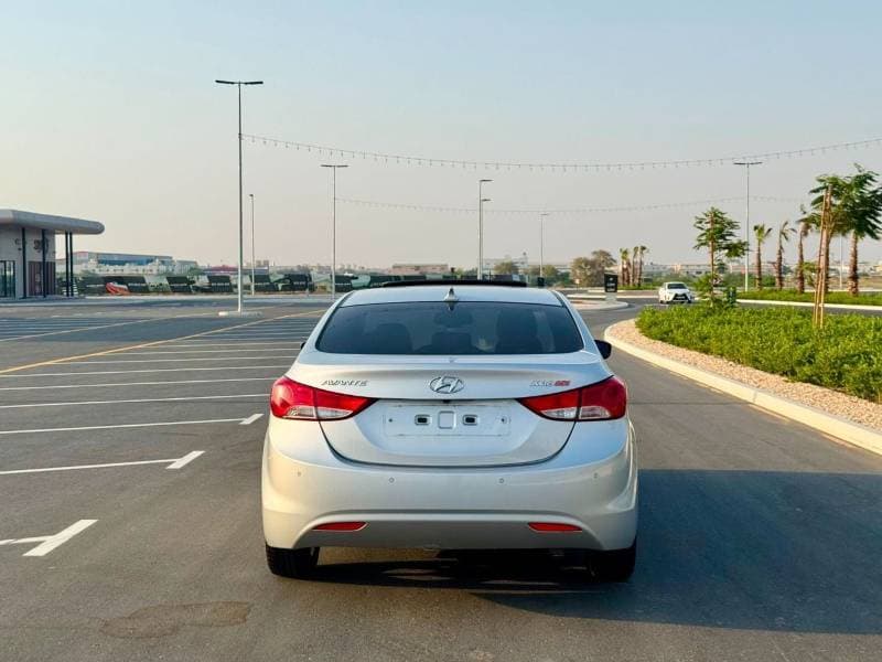 2011 Hyundai Avante STANDARD thumbnail 7