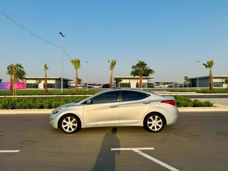 2011 Hyundai Avante STANDARD thumbnail 5