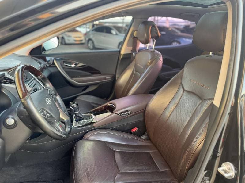 2011 Hyundai Azera GLS thumbnail 5