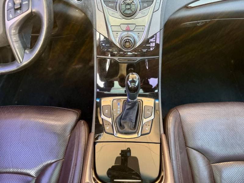2011 Hyundai Azera GLS thumbnail 6