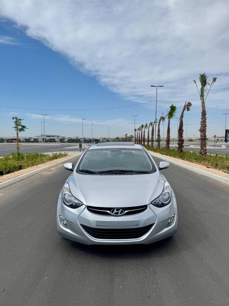 2012 Hyundai Avante STANDARD thumbnail 2