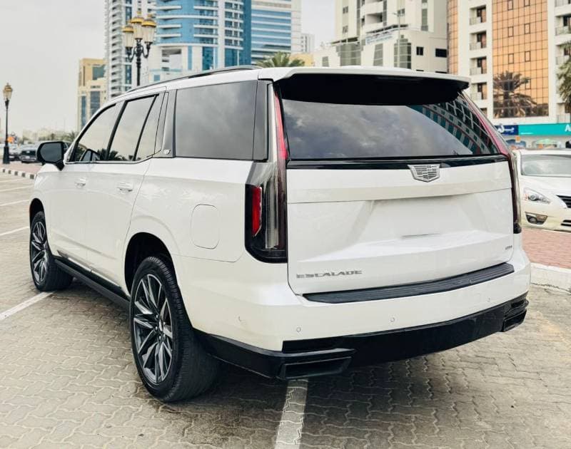 2021 Cadillac Escalade SPORT thumbnail 3