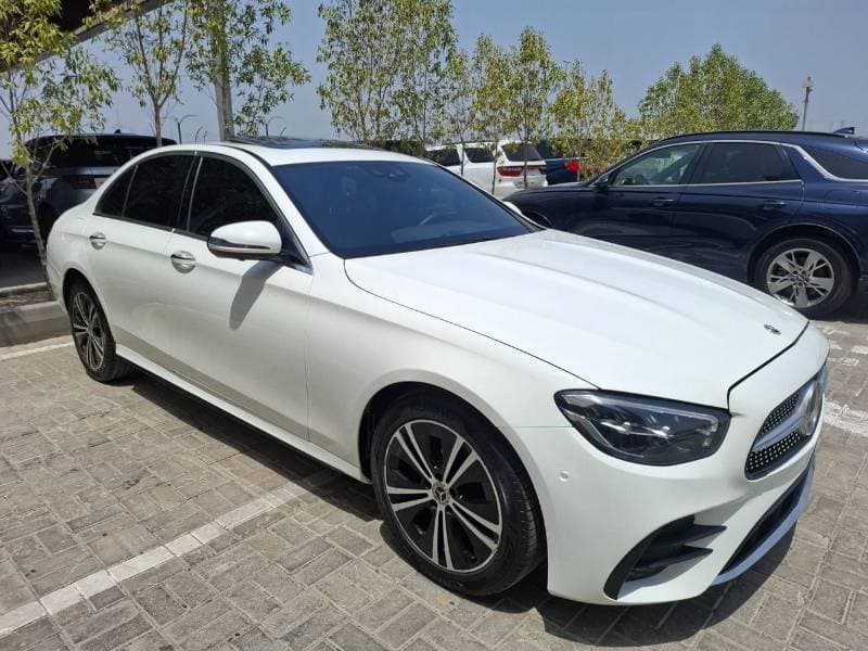 2022 Mercedes Benz E250 STANDARD thumbnail 4
