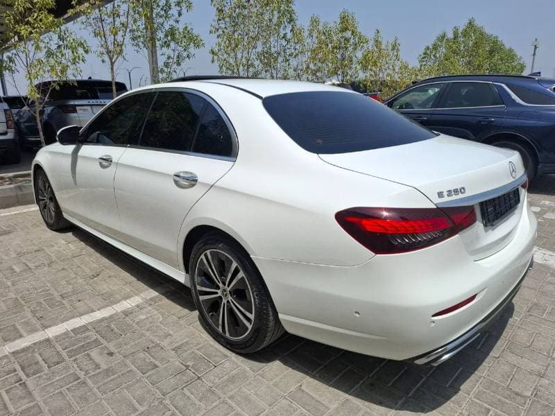 2022 Mercedes Benz E250 STANDARD thumbnail 6