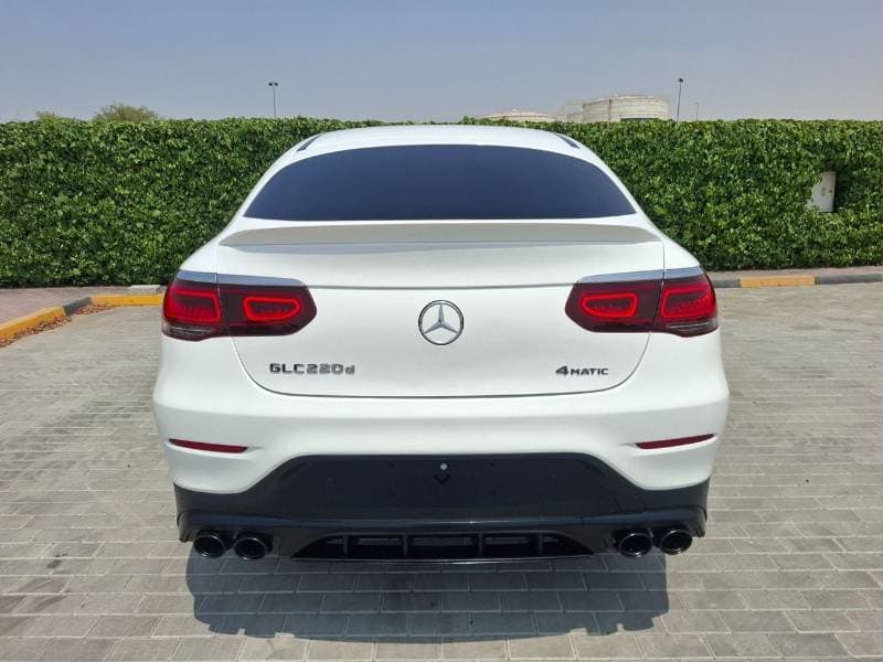 2023 Mercedes Benz GLC250 thumbnail 5
