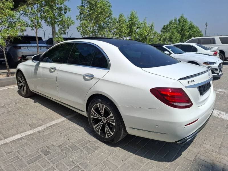 2017 Mercedes Benz E220 D STANDARD thumbnail 6