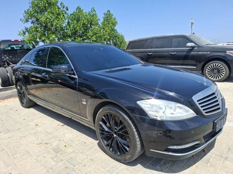 2013 Mercedes Benz S500 LWB thumbnail 4