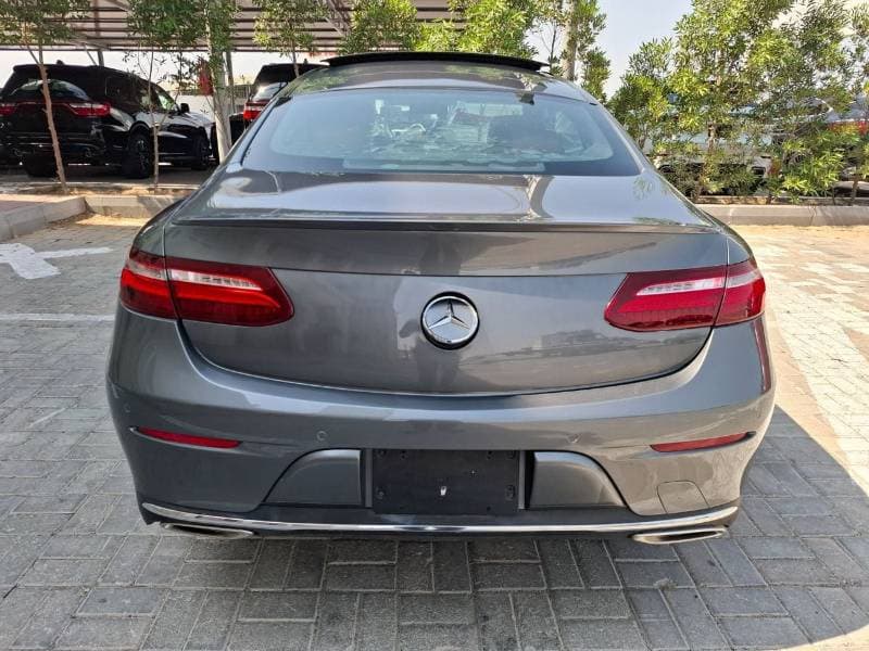 2018 Mercedes Benz E400 STANDARD thumbnail 5