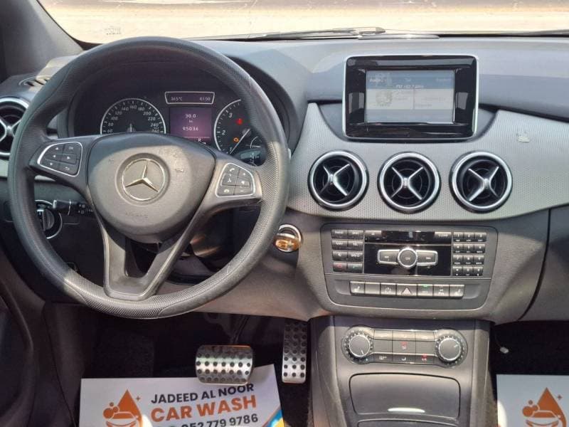 2013 Mercedes Benz B200 thumbnail 5