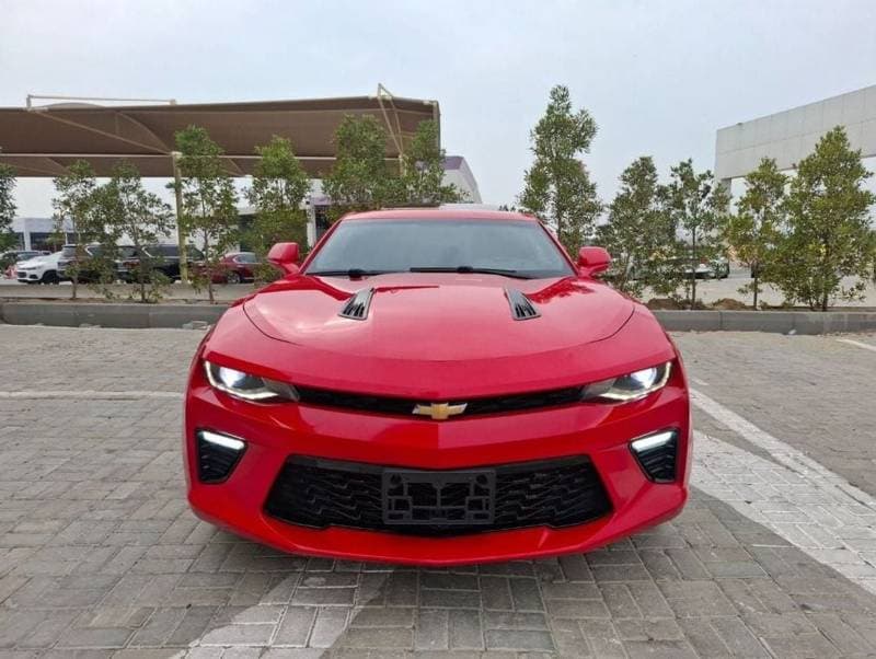 2018 Chevrolet Camaro SS thumbnail 2