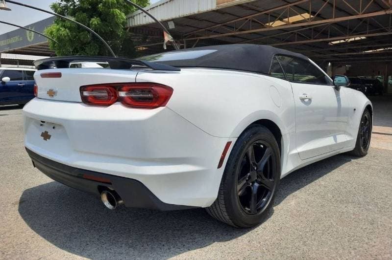 2019 Chevrolet Camaro 3LT RS thumbnail 7