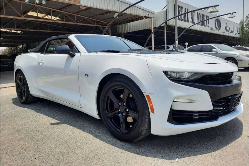 2019 Chevrolet Camaro 3LT RS thumbnail 5