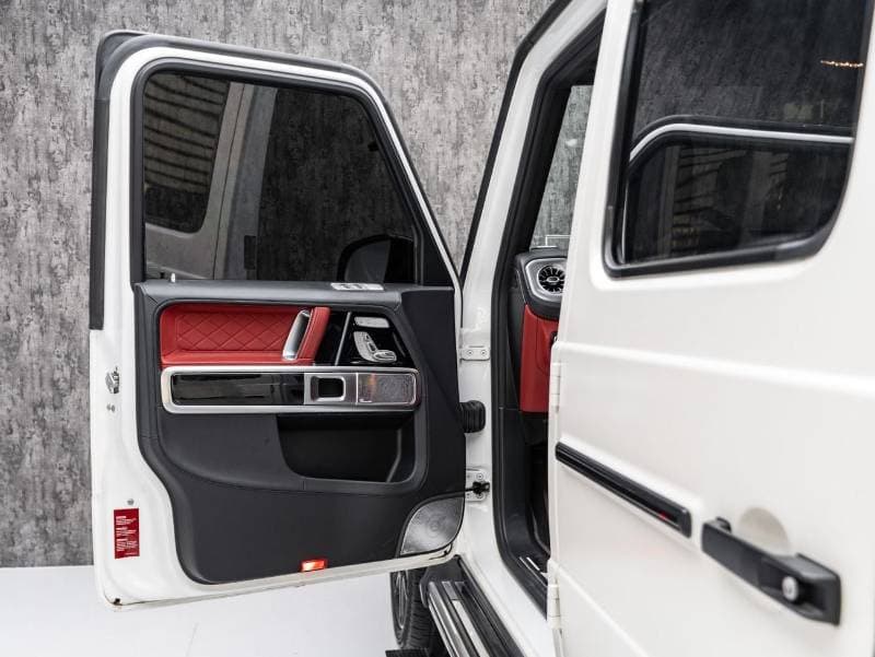 2021 Mercedes Benz G63 AMG STANDARD thumbnail 7