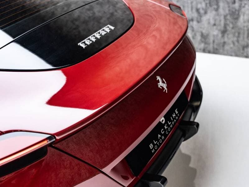 2021 Ferrari Roma STANDARD thumbnail 5