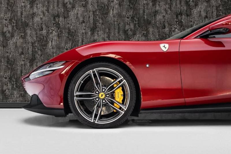 2021 Ferrari Roma STANDARD thumbnail 7