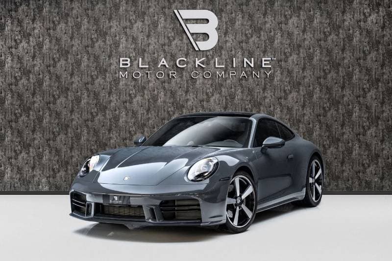 2025 Porsche 911 CARRERA
