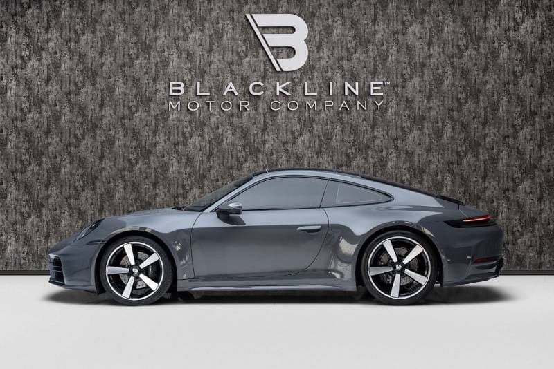2025 Porsche 911 CARRERA thumbnail 5