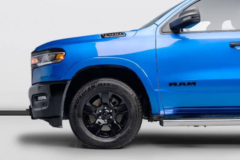 2025 RAM 1500 1500 Bighorn thumbnail 7