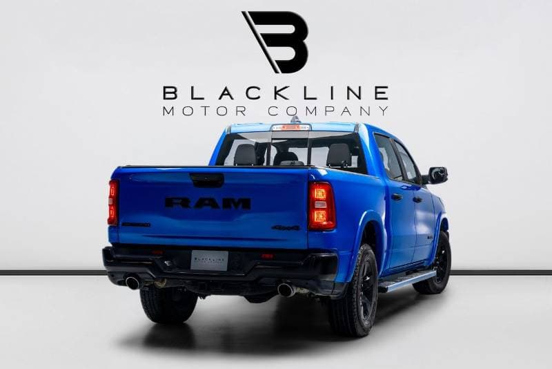 2025 RAM 1500 1500 Bighorn thumbnail 4