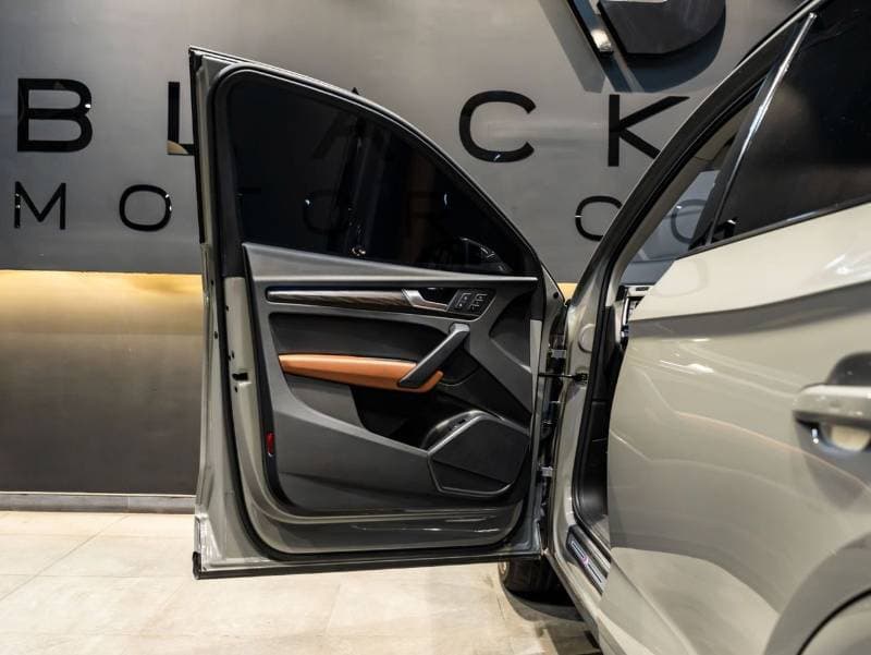 2022 Audi Q5 45 TFSI SPORTBACK S LINE thumbnail 8