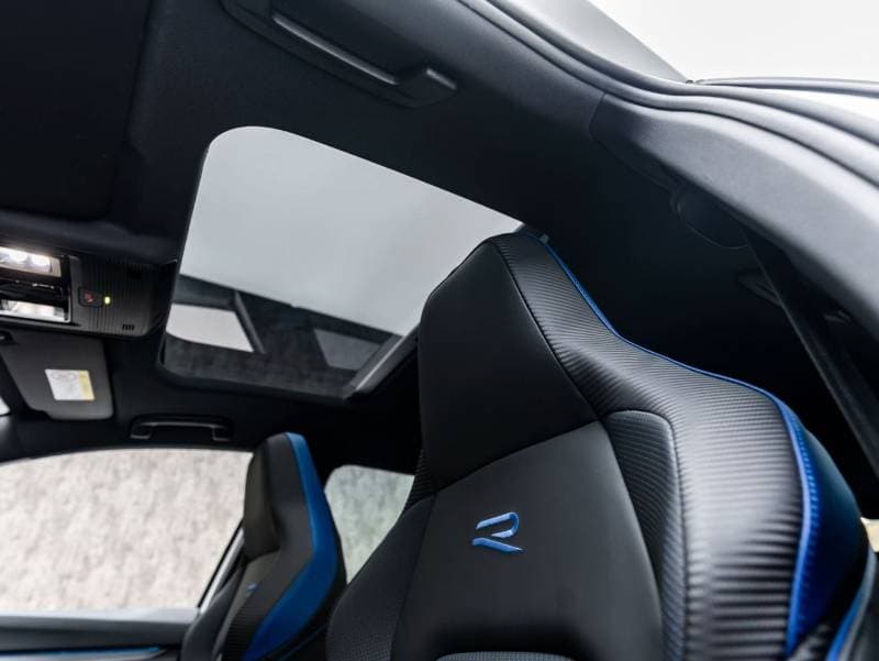 2026 Volkswagen Golf R thumbnail 8