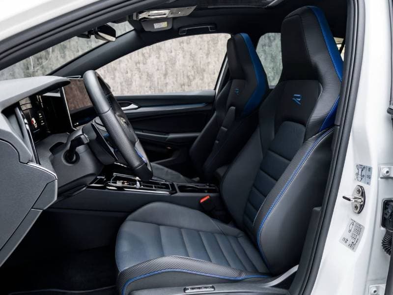 2026 Volkswagen Golf R thumbnail 3