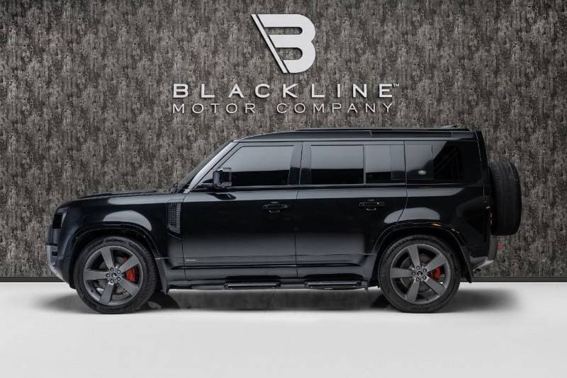 2024 Land Rover Defender 110 X P400 thumbnail 4