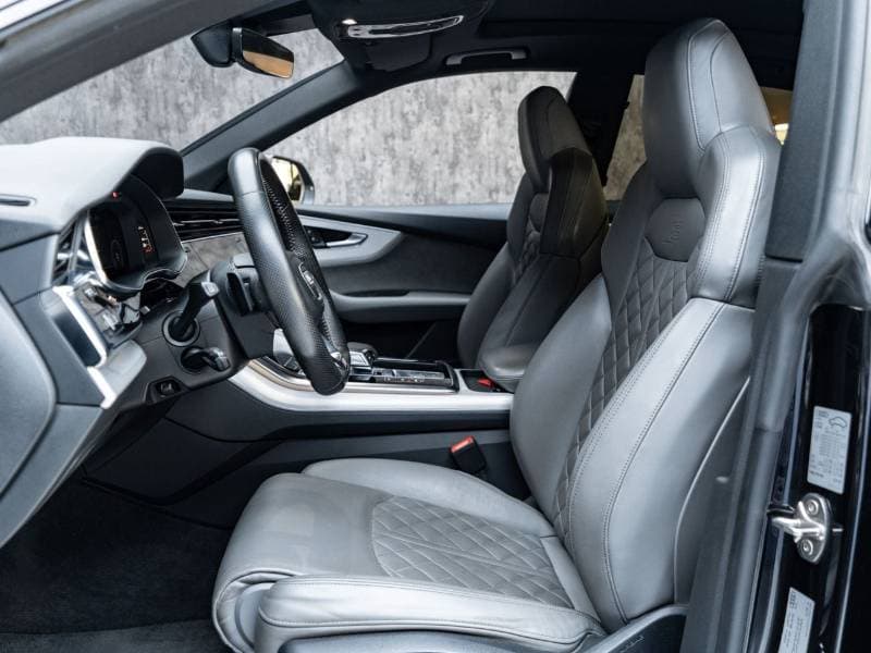 2020 Audi Q8 55 TFSI thumbnail 8