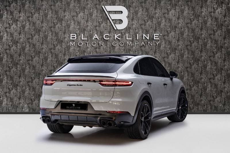 2020 Porsche Cayenne TURBO thumbnail 3