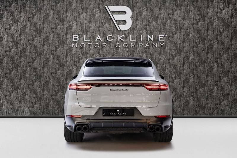 2020 Porsche Cayenne TURBO thumbnail 4
