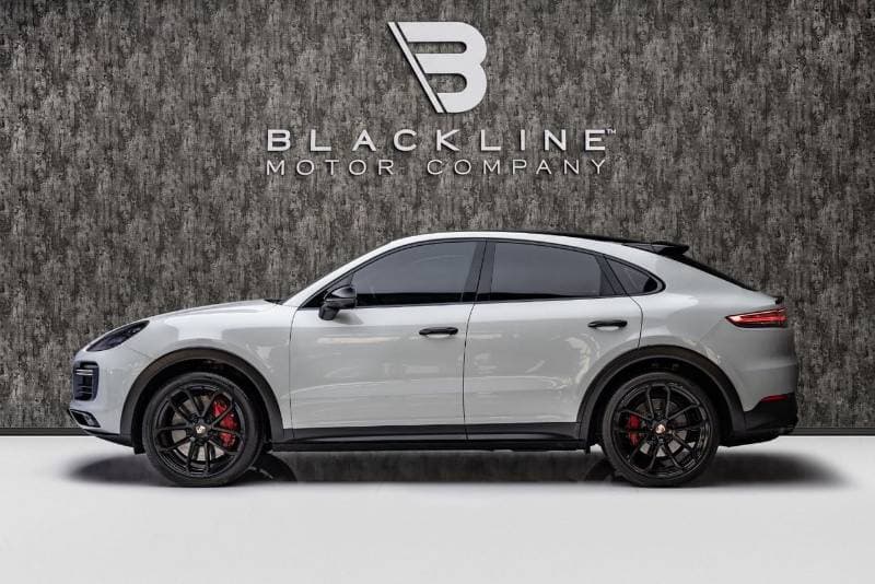 2020 Porsche Cayenne TURBO thumbnail 5