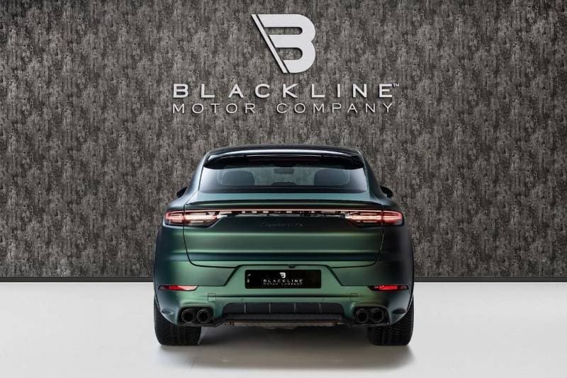 2023 Porsche Cayenne GTS thumbnail 4