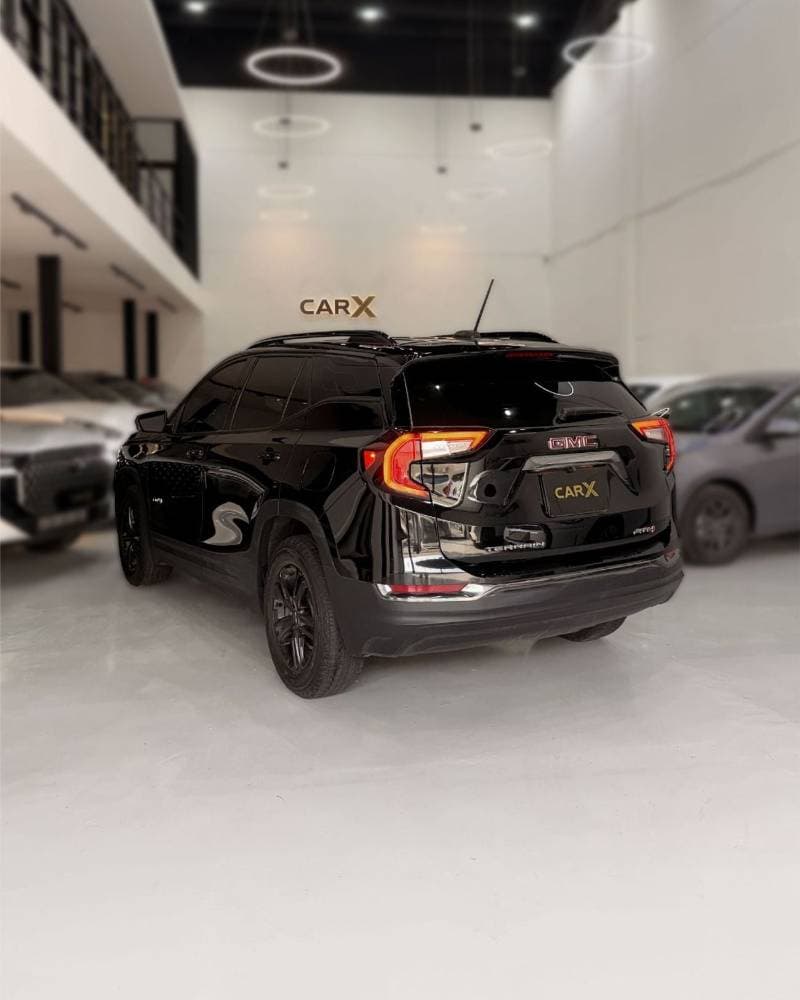 2024 GMC Terrain AT4 thumbnail 4