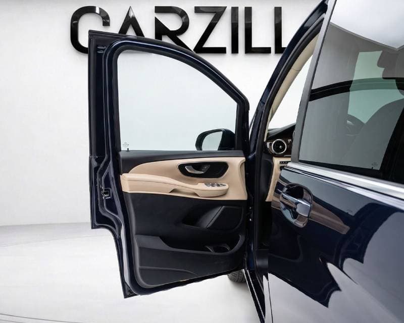 2017 Mercedes Benz V 250 AVANTGARDE LWB thumbnail 6