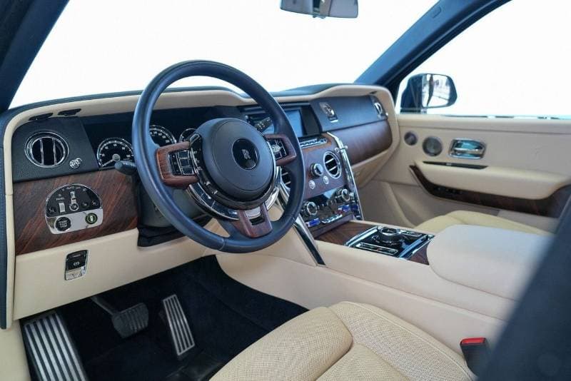 2020 Rolls Royce Cullinan STD thumbnail 7