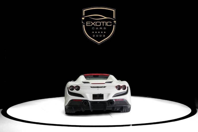 2023 Ferrari F8 Spider STANDARD thumbnail 4