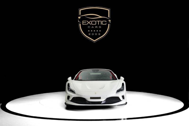 2023 Ferrari F8 Spider STANDARD thumbnail 3