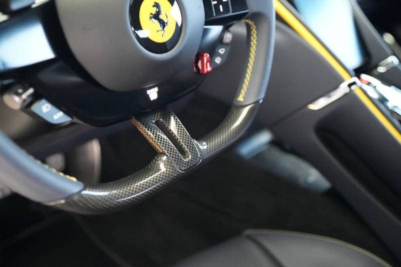 2024 Ferrari Roma STANDARD thumbnail 7