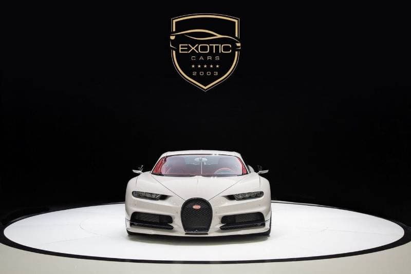 2018 Bugatti Chiron CABON thumbnail 2